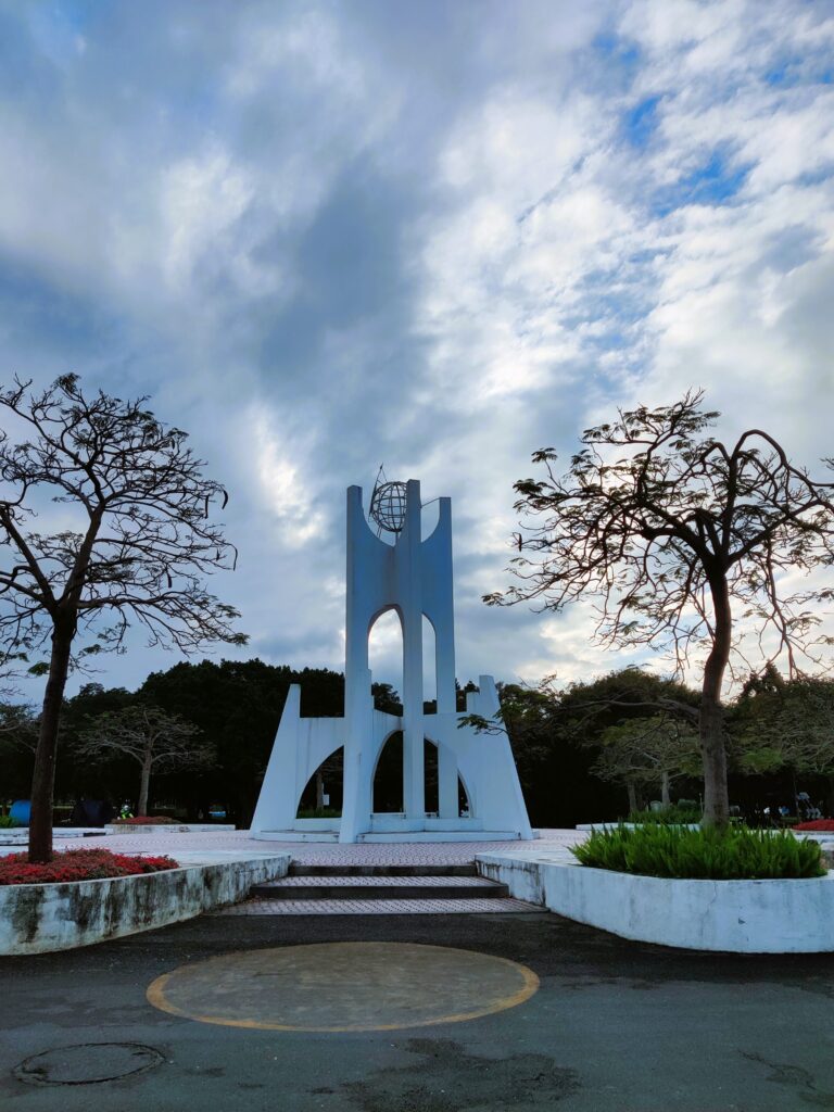 Sculpture in Xinsheng Park in Taipei