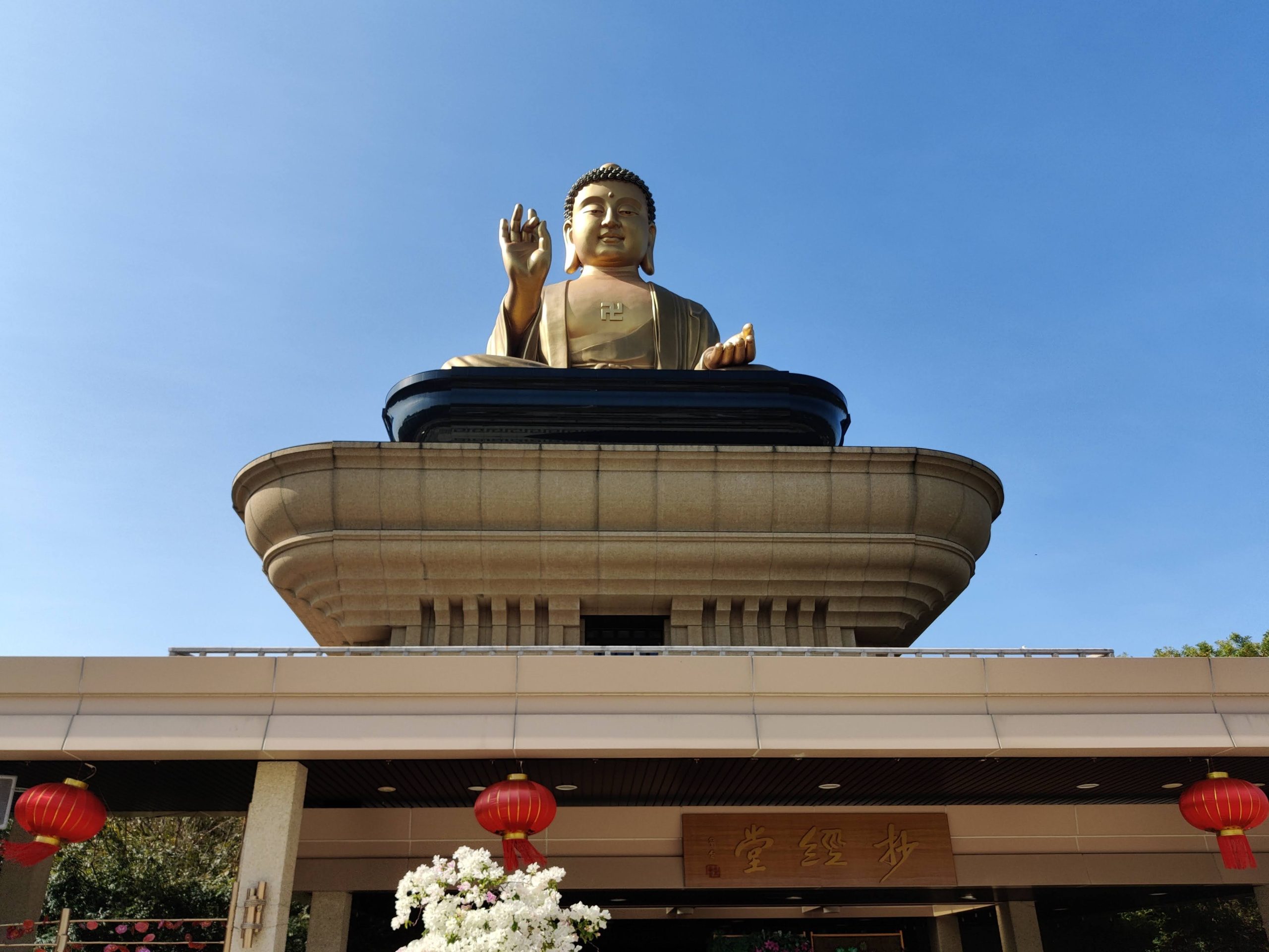 Big Buddha in Fo Guang Shan