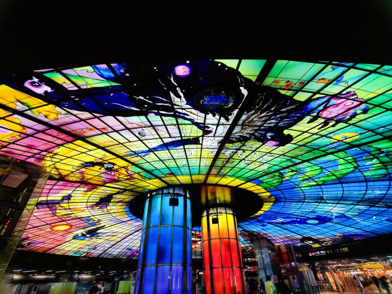 Taiwan's beautiful subway station - Formosa Boulevard