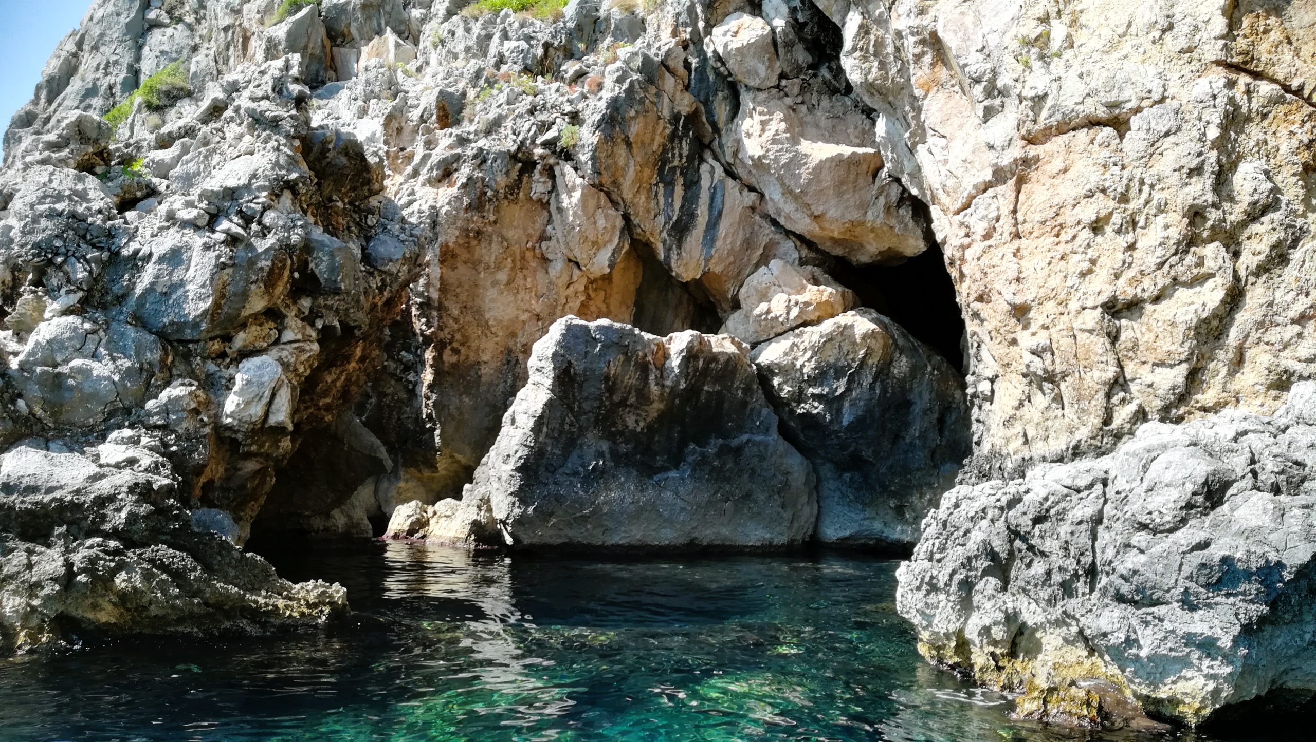 Kayaking and visiting blue caves in Greece