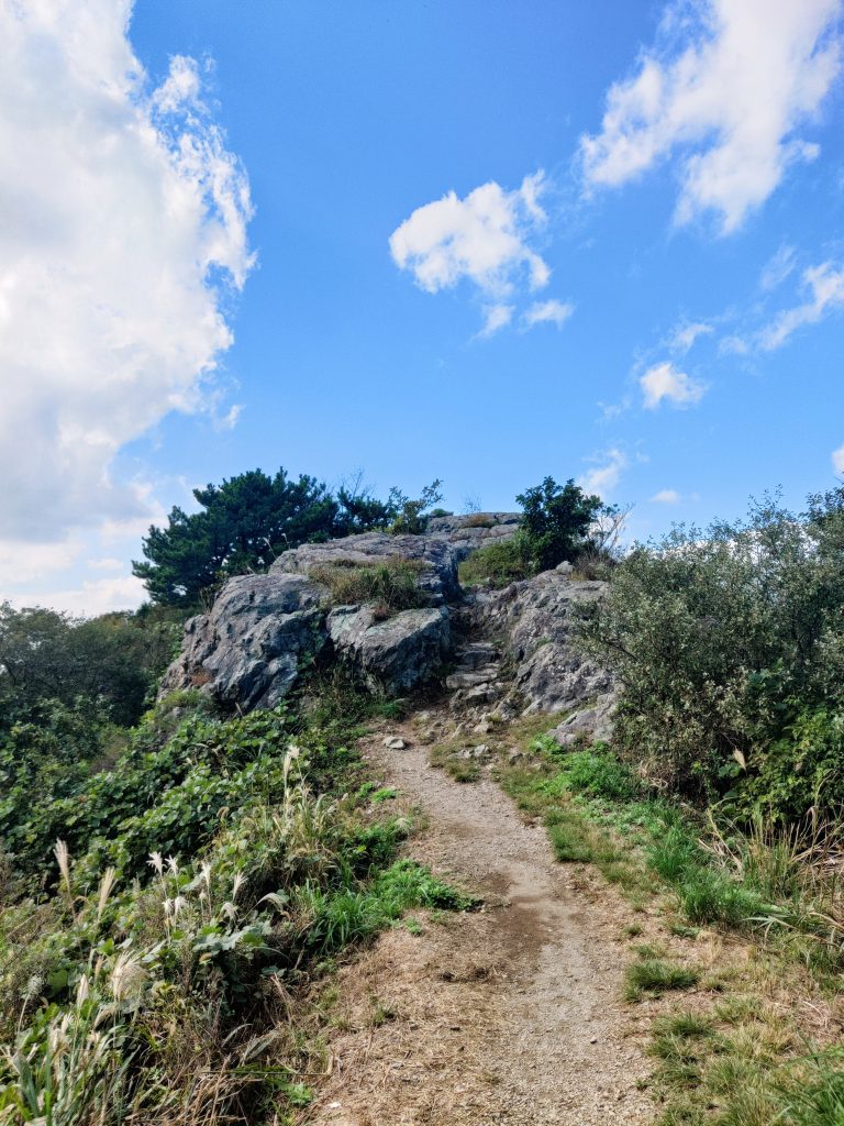 Rocky path in Seunghaksan