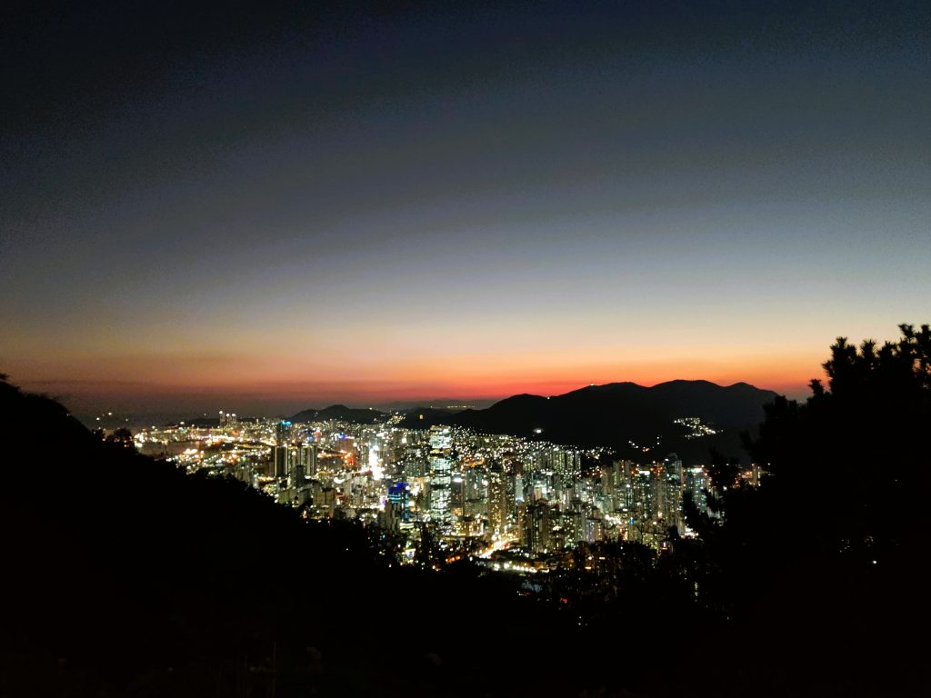 Hwangnyeongsan night views