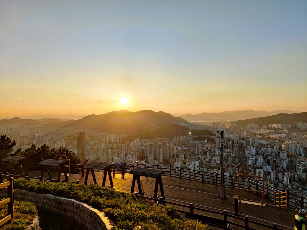 Sunset at Hwangnyeongsan - 3 days in Busan