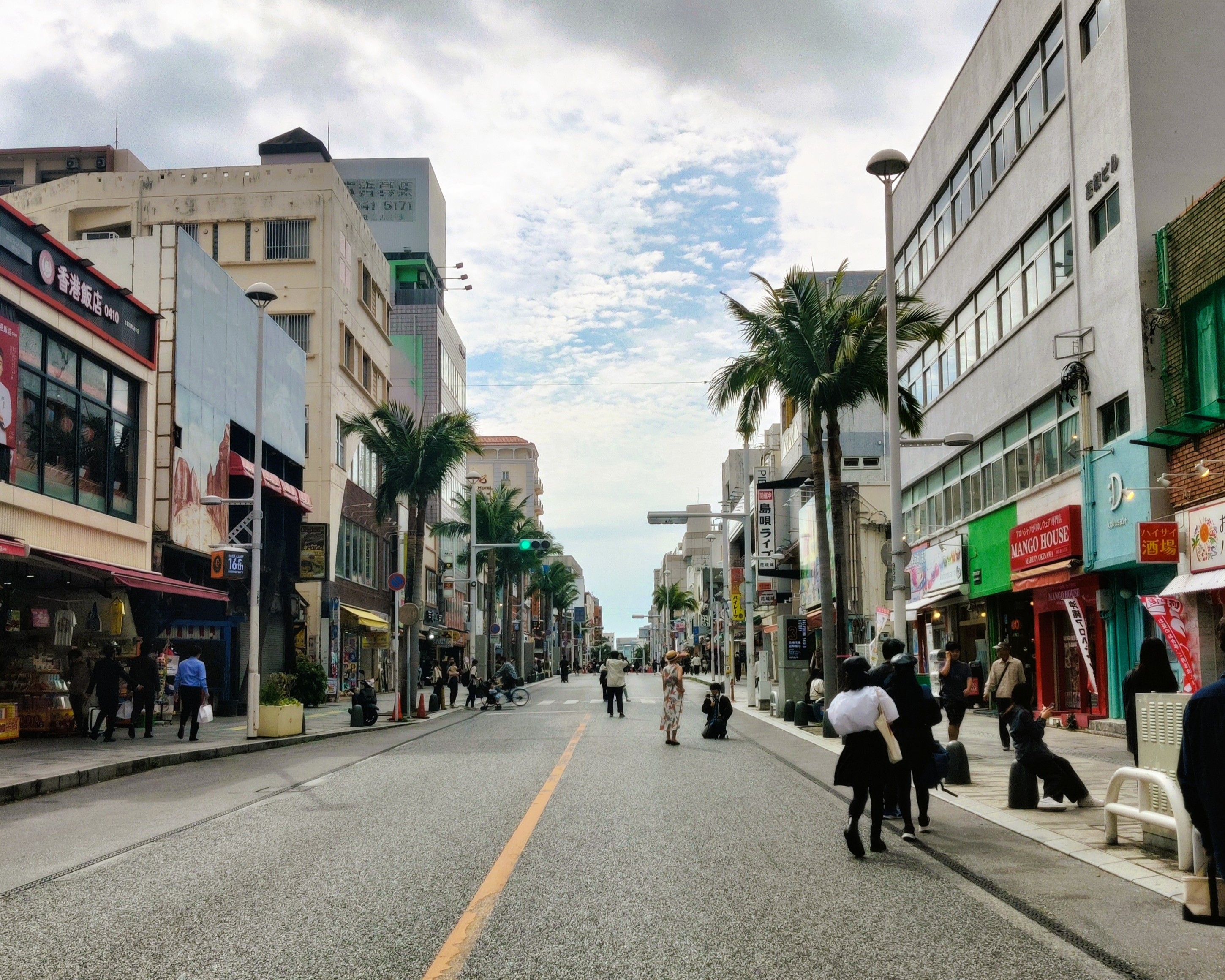 Kokusai-dori street - Okinawa shopping