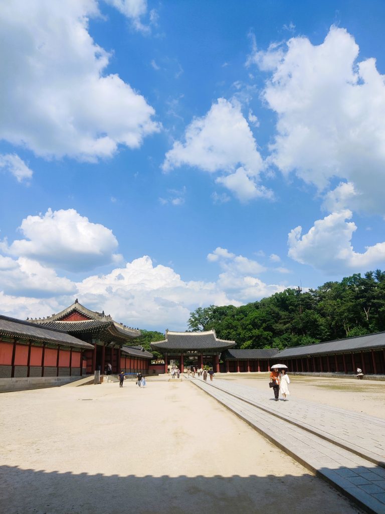 Visit of a palace in Seoul