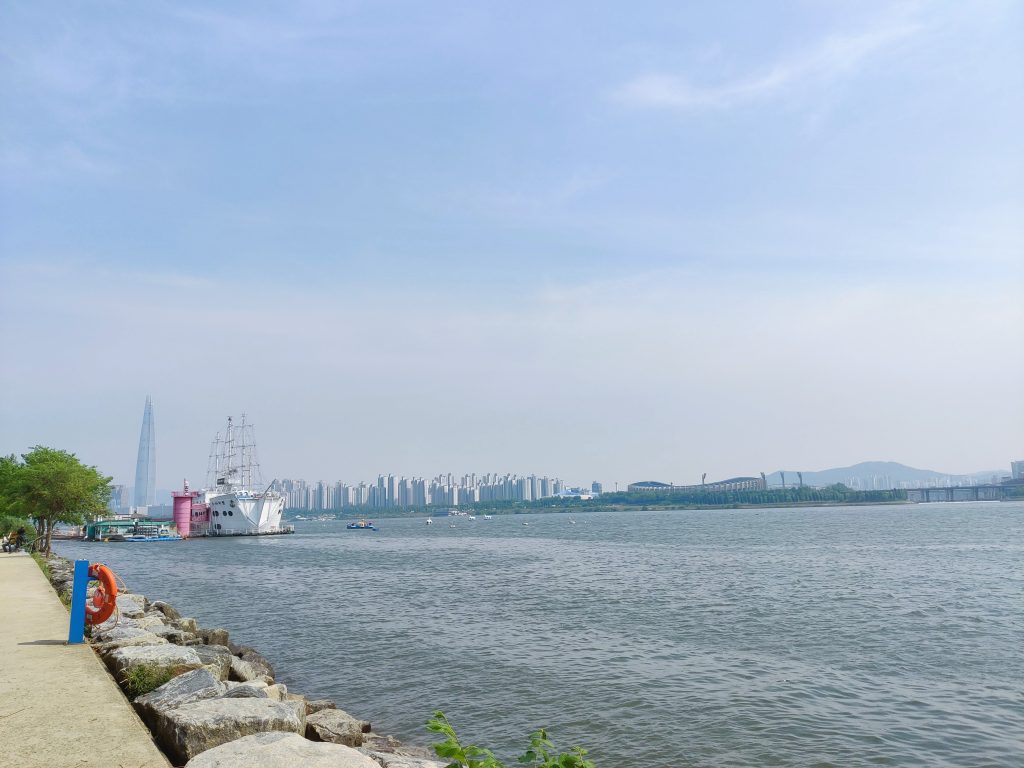 Han river in Seoul