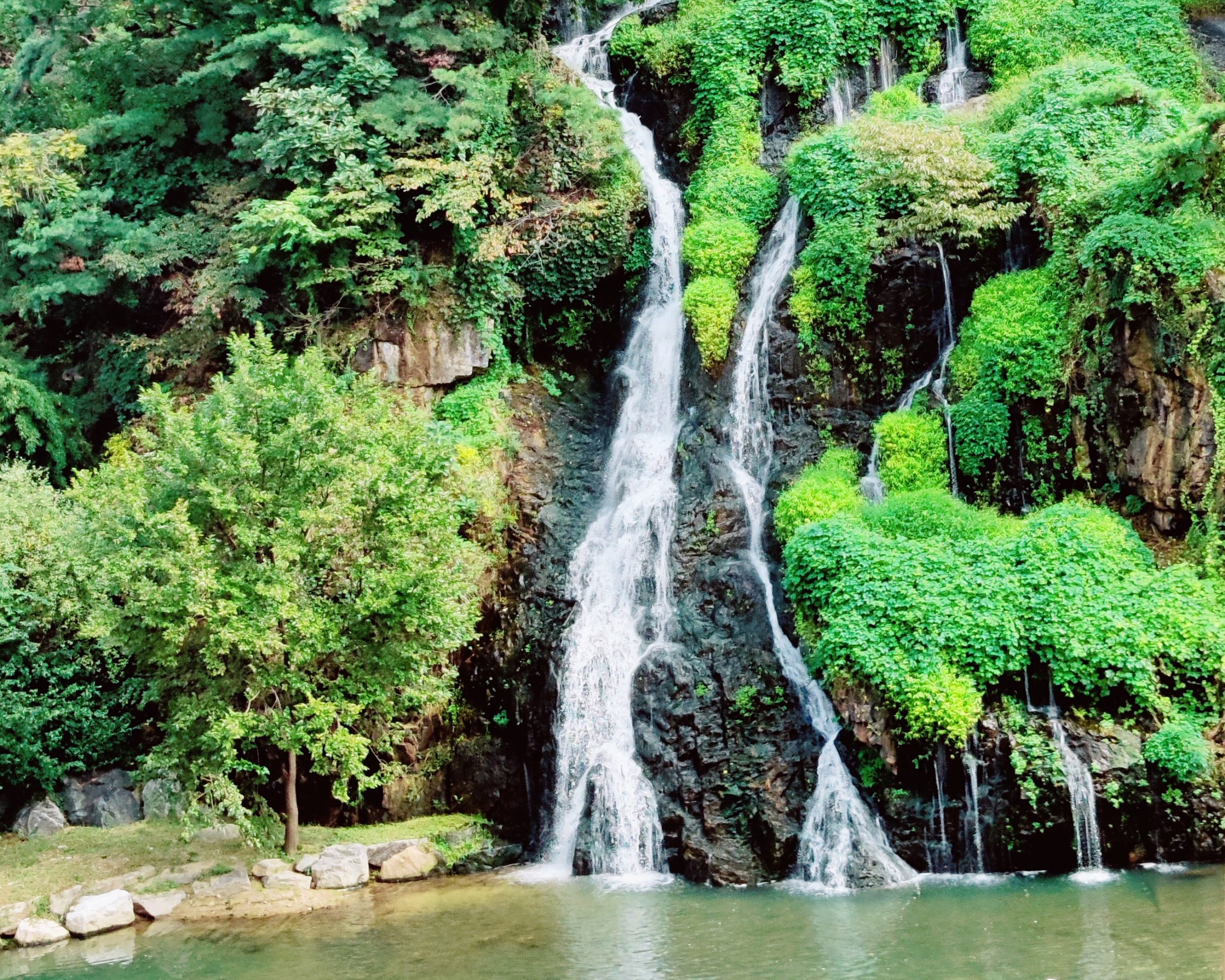 Hongjecheon in Seoul