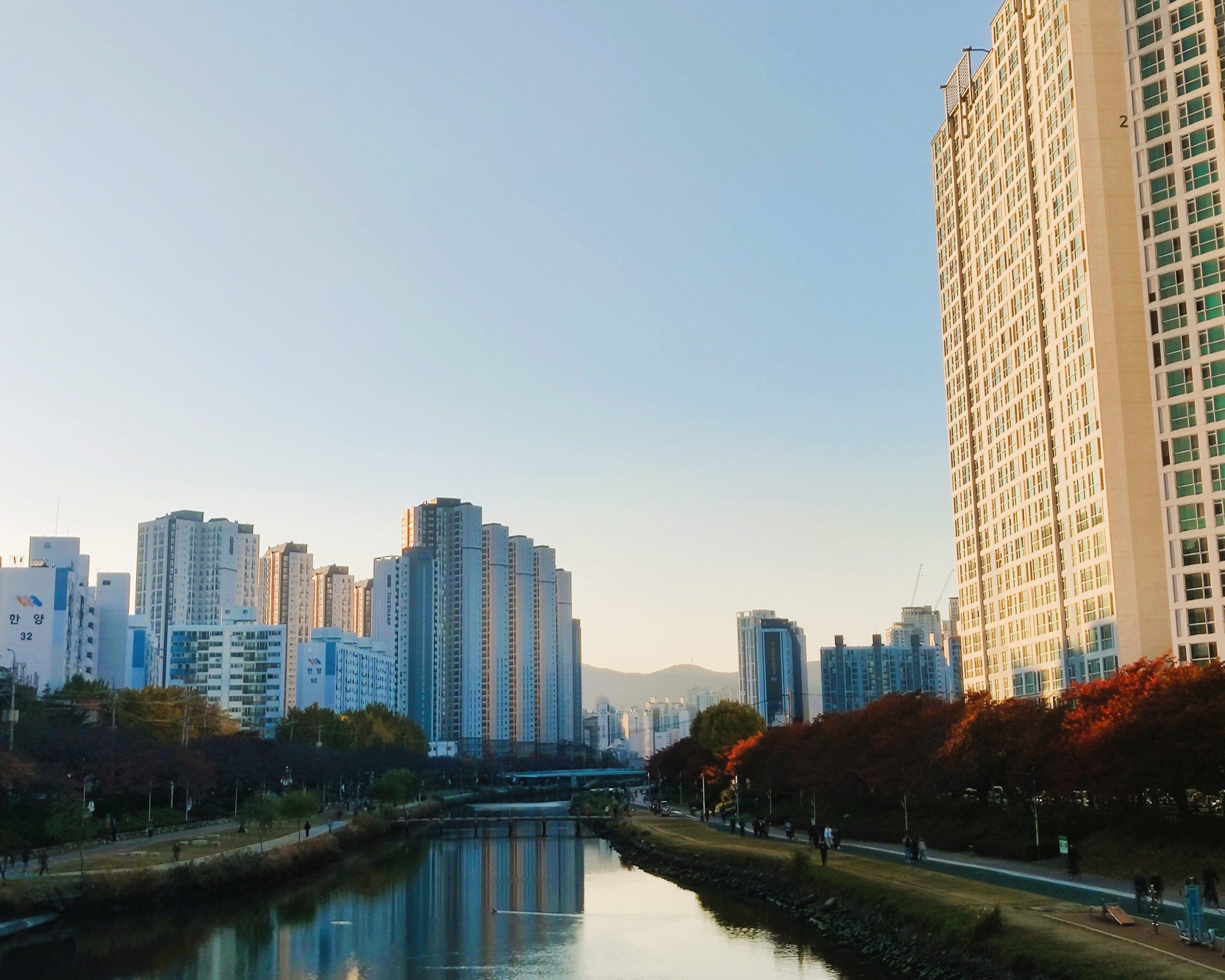 Oncheoncheon in the fall - Busan